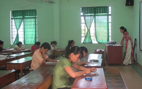 Tiến hành kiểm tra Placement Test cho giảng viên